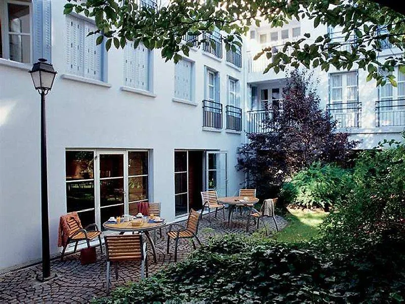 Adagio Montmartre Aparthotel