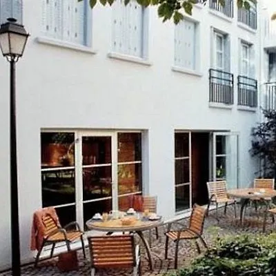 Apart-hotel Adagio Montmartre