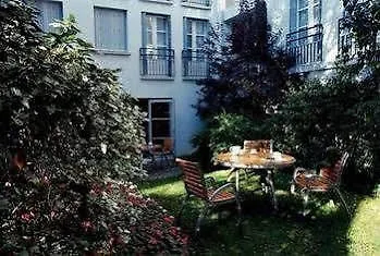 Apart-hotel Adagio Montmartre 4*
